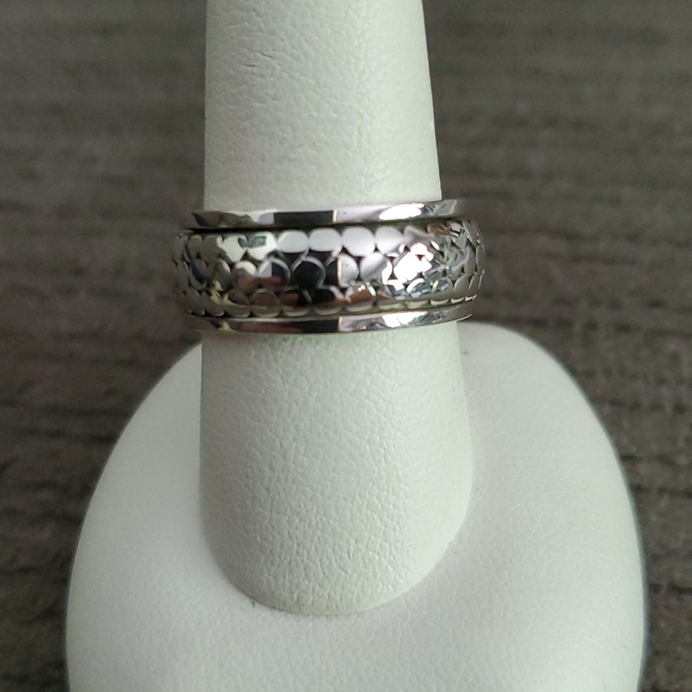 Indiri Fair Trade Sterling Silver ring sz 7